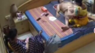 Desi couple getting massage from kamwali aunty (CCTV)