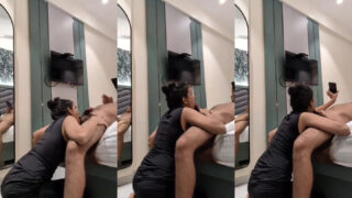 Desi maal bhabhi full hot blowjob selfie