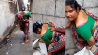 गली में आंटी को घोड़ी बना के चोदने का खुल्लमखुल्ला सेक्स वीडियो