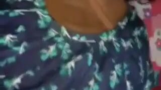 जवान बंगाली लड़की ने मोटा लंड फिट करवाया टाईट चूत में