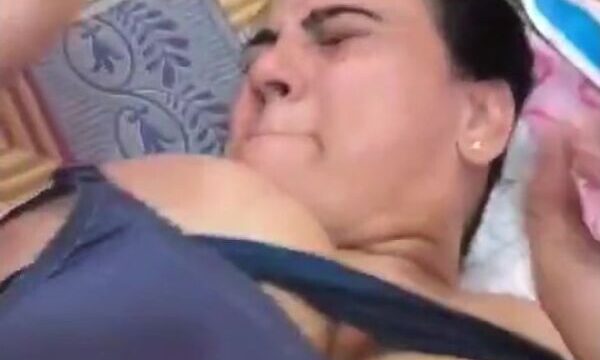 Housewife punjabi aunty banged with oiled up cock