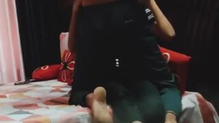 Desi mangetar girl fucked in bedroom in hindi mms