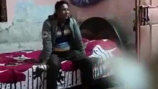 Housewife lady and landlord uncle secret chudai mms
