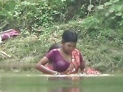 Village Bhabhi Ganga Shower