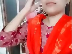 Beautiful Bangladeshi Girl Pisses on Her Lovers Face