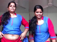 Sexy Bhabhi Showing Her Big Boobs and Pussy To Lover