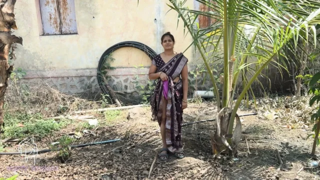 The tender garden was looking up at the coconut tree with the saree up and then the owner took it home and fucked the table.