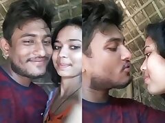 Desi lover fun in park