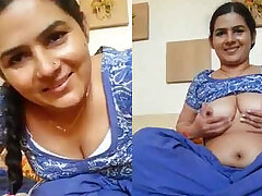 punjabi bhabhi in full mood n fingering fast says paade hun