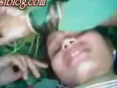 Dehati bhabi fucking her neighbor in a mustard field