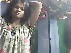 Desi village housewife show her nude body