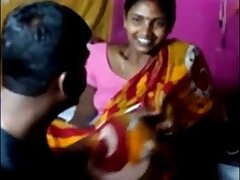 Neighbors boyfriend caught fucking Desi bhabi in mms video