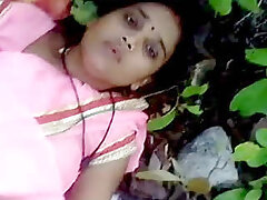 Desi Bhabhi jungle chudai