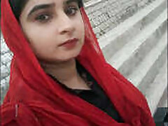 Pakistani lahori horny muslim Girl from chuckla family