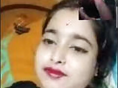 Sexy odia Girl Showing her big Boobs on VC