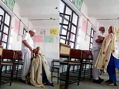 pak school headmaster doing sex with his young female teacher