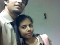 Desi Couple Leaked Nudes Videos