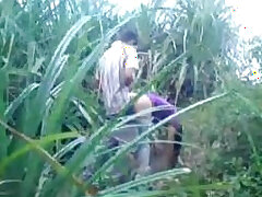 cpl fucking in sugarcane field caught on camera