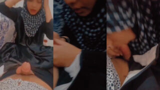 Young hijabi girlfriend hot blowjob mms (no audio)