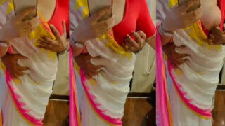 Hot aunty boobs pressing sexy mms