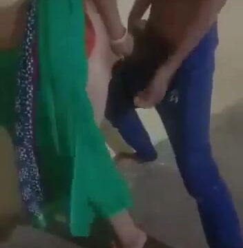 Young guy and hot bhabhi standing pose pussy fucking