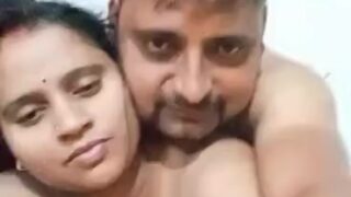 Cheating gujarati bhabhi hot stripping and sucking bp