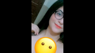 BEAUTIFUL PAKISTANI UNIVERSITY SEXY SHY GF SHOWING BOOBS