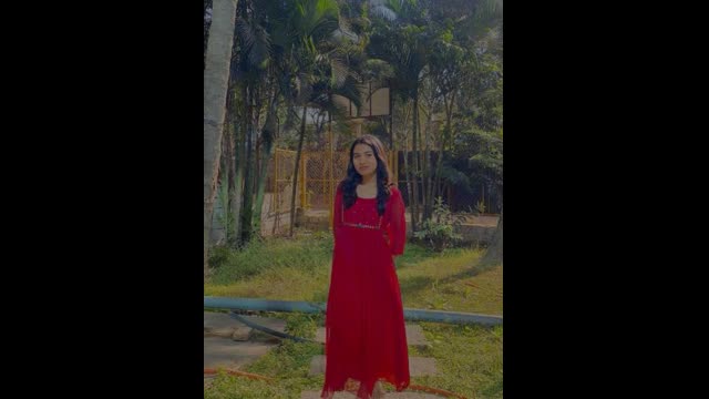 CUTIE DESI COLLEGE GF SHOWING SEXY NUDE FIGURE girlfriend sex video