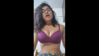 Sexy Indian Mal showing armpit hair & Good doggy pose updates