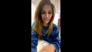 Poonam Pandey Showing Her Perfect Big Boobs & Pussy on Live