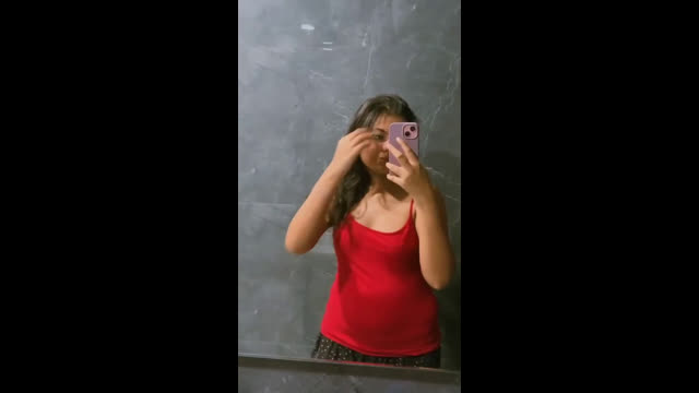 Sexy Slim Horny Indian Girl Teasing Showing teasing sex video