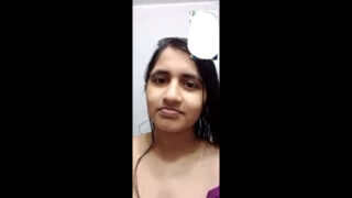 Cute Hijabi GF Showing On VC