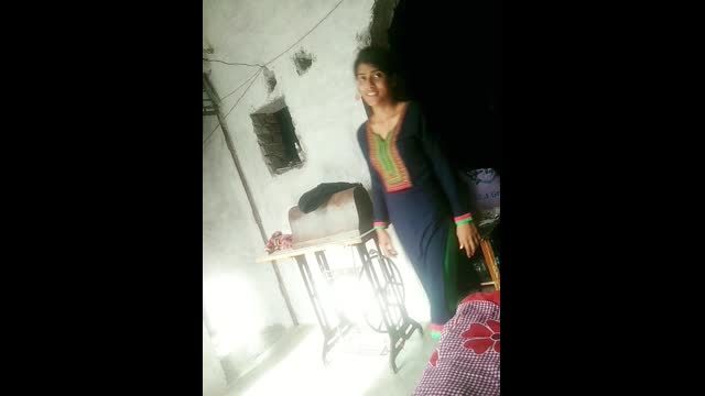 Up sexy gf Desi Pose cute virgin girl hot lips kissing bf cute face part 1 lips sex video