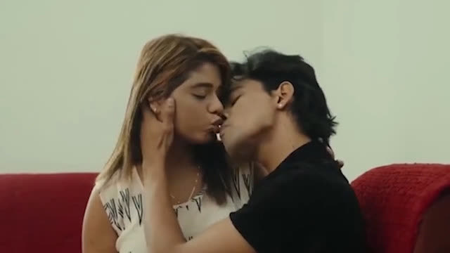 Indian Bengali Bhabi Romance with Her Boyfriend bhabi sex video