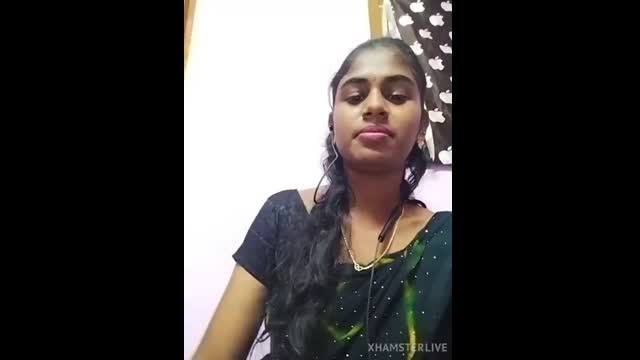 Tamil Innocent Slim Aunty Boobs Show slim sex video